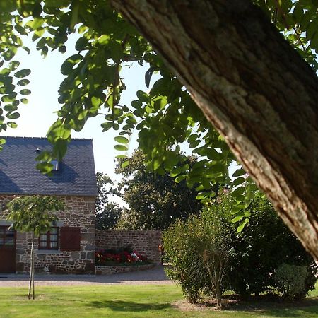 Chambres D'Hotes Les Sageais Baguer-Morvan Exterior foto